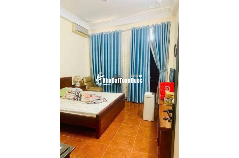 Nhà đẹp phố Đại Từ, Ô tô tránh, Ngõ thông, KD, 45m2x4T, MT4m, giá 11.9 tỷ