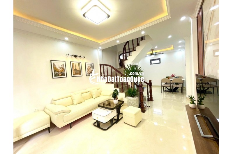 BÁN NHÀ PHỐ KIM GIANG, KDT ĐẠI KIM, GẦN Ô TÔ TRÁNH, 33M2, 6.8 TỶ