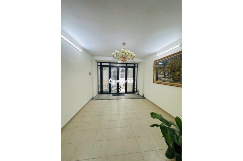 Bán Nhà HXH Đường Cách Mạng Tháng Tám, P.12, Q.10.  Diện tích: 3.8 x 9m, Giá chỉ 6.1 tỷ.