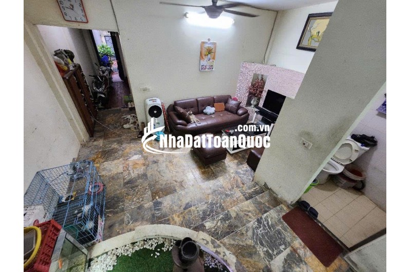 Bán nhà ngõ Hoang Văn Thái – Khu phân lô Quân Đội – Ô tô đỗ cưả - 51m – Giá 6.5 Tỷ