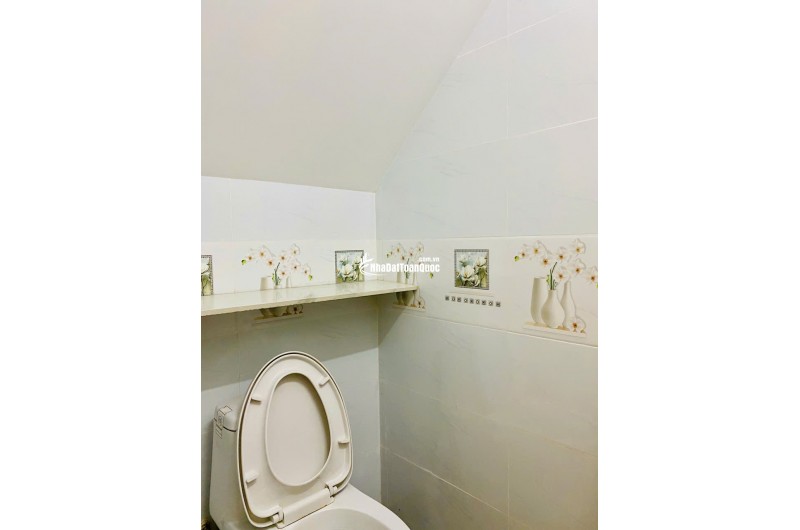 CHO THUÊ GẤP NHÀ ĐƯỜNG LÊ VĂN KHƯƠNG HẺM VÔ 1/ NGẮN, PHƯỜNG THỚI AN, QUẬN 12 LH:0786555368