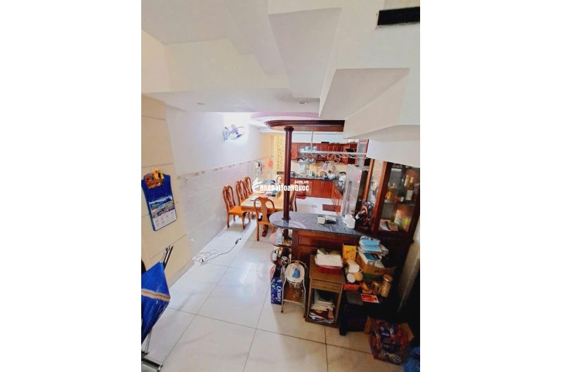 BÁN NHÀ NGUYỄN SỸ SÁCH TÂN BÌNH 70M2-4TẦNG-XE HƠI THÔNG- 6,7 TỶ