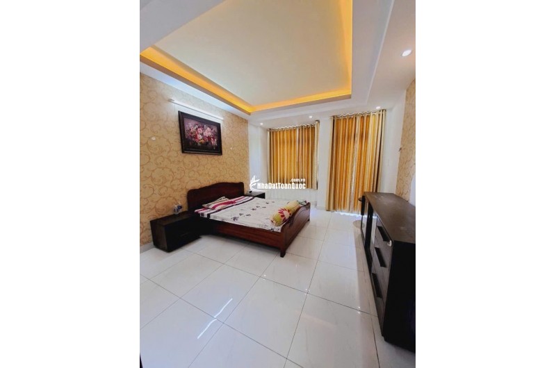 BÁN NHÀ NGUYỄN SỸ SÁCH TÂN BÌNH 70M2-4TẦNG-XE HƠI THÔNG- 6,7 TỶ
