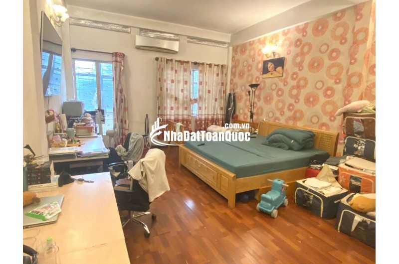 MẶT TIỀN KINH DOANH - TRƯỜNG CHINH  DT: 97M2 ( 4,5 X 21,5 ) - 4 TẦNG - 4PN - 5WC