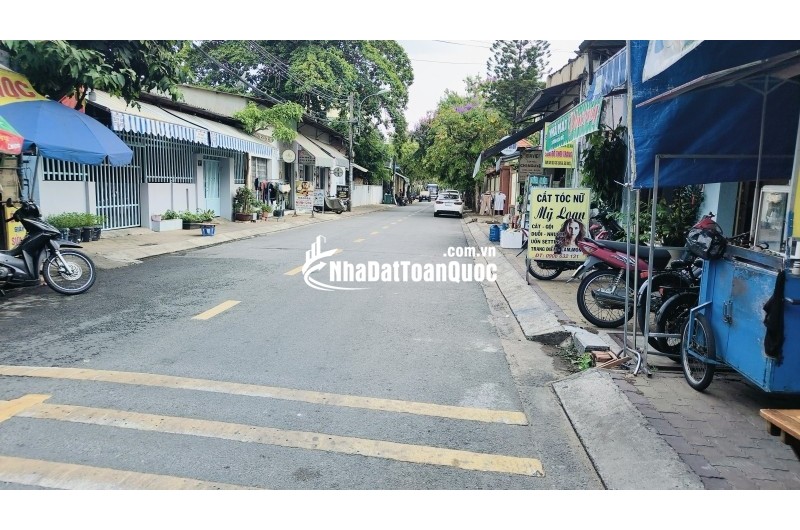 Bán nhà mặt phố Trịnh Hoài Đức, Q.9, 52m², 2 tầng, 4.5 tỷ, sổ hồng