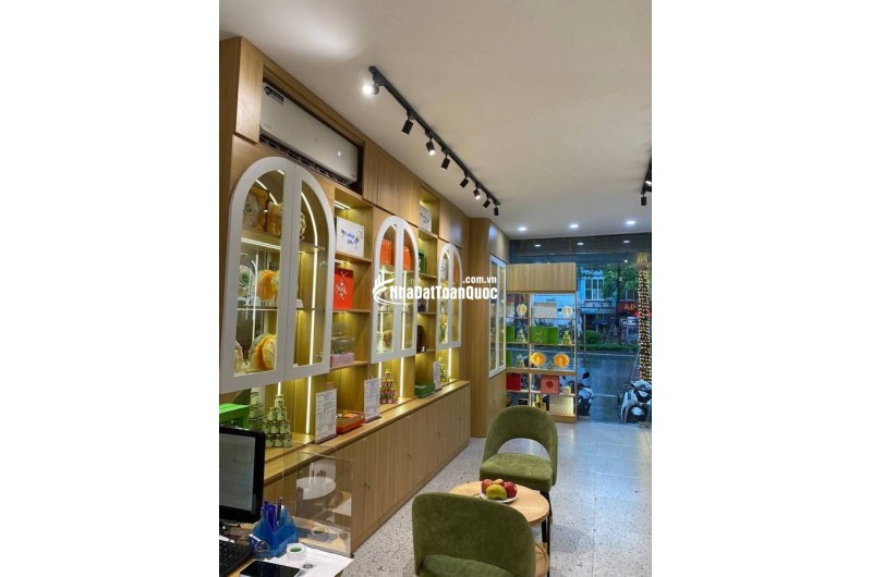 MẶT PHỐ VIP - KINH DANH ĐỈNH Xã Đàn 44m2 X  C4 Mặt tiền 3.2m 28.6 tỷ Đống Đa Hà Nội