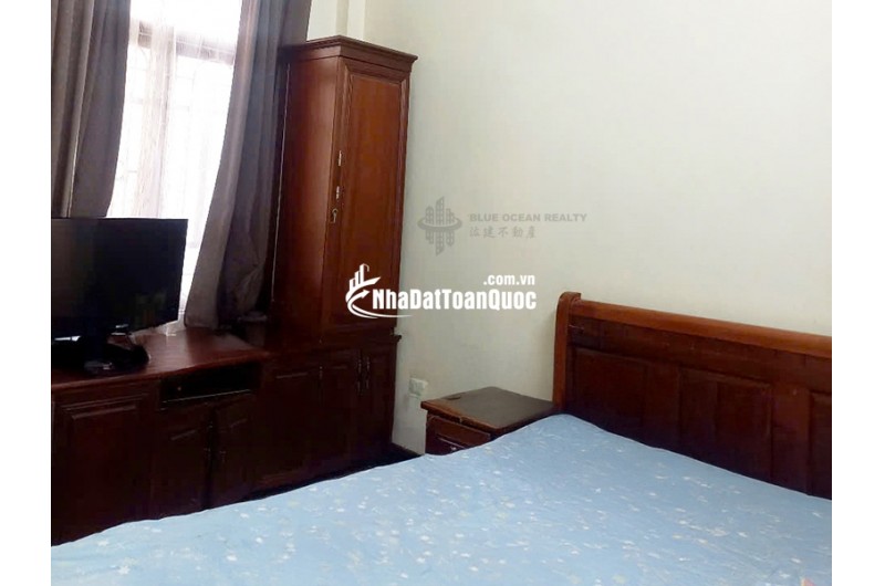 Cần tiền bán nhà 44m² x 4 tầng chắc chắn, mặt tiền 3.7m Lạc Long Quân, phường Nghĩa Đô, Cầu Giấy, chỉ 13 tỷ