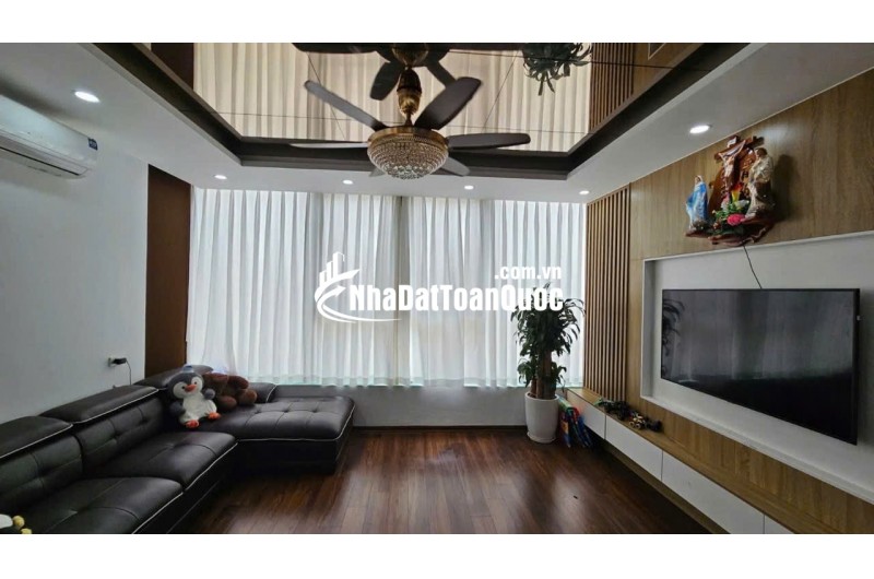 Bán nhà Văn Phú, Hà Đông - Lô góc, thang máy, ô tô, 6 Tầng, 40m, 4.8x8.2m, chỉ nhỉnh 10 tỷ