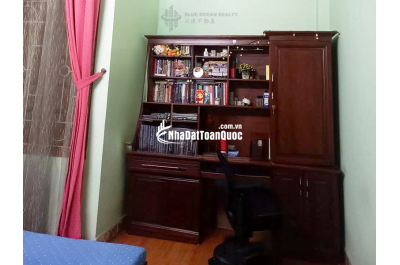 Cần tiền bán nhà 44m² x 4 tầng chắc chắn, mặt tiền 3.7m Lạc Long Quân, phường Nghĩa Đô, Cầu Giấy, chỉ 13 tỷ