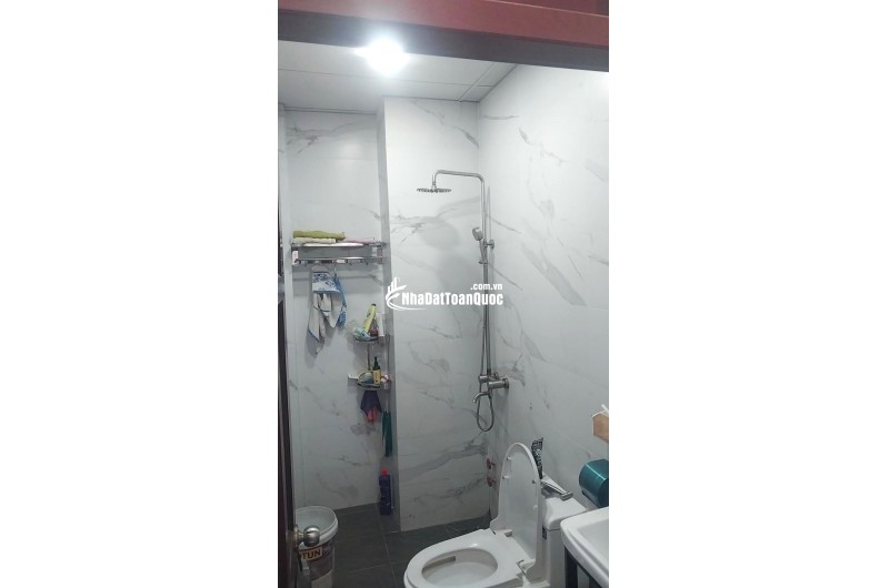 NHÀ NẰM NGAY TÊN LỬA BÌNH TÂN  -  HAI MẶT HẺM - HẺM XE TẢI THÔNG - 84M - NHỈNH 5 TỶ