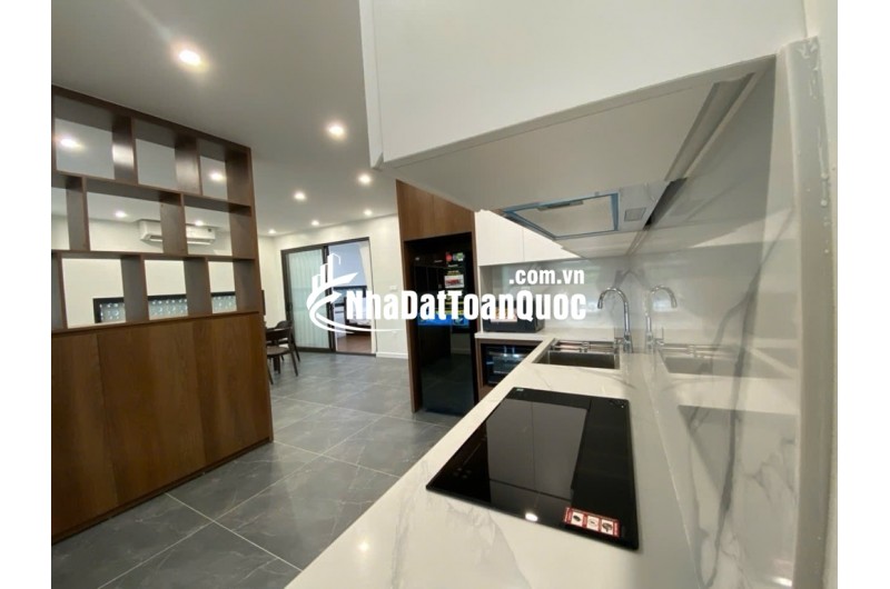 Siêu phẩm nhà đẹp Quảng An,Tây Hồ. 80m2 5 tầng- oto đỗ cửa- thoáng trước sau vĩnh viễn giá Chỉ 19 tỷ!