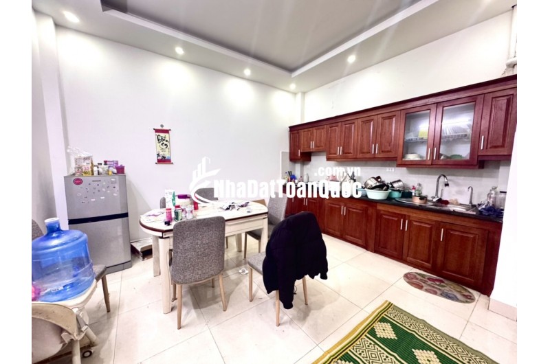 Bán nhà Đẹp thoáng sáng tổ 15 Yên Nghĩa Hà Đông , ngõ thông thoáng 52m2 mặt tiền 4.5m giá rẻ
 nhất khu vực chỉ 4.38 tỷ
