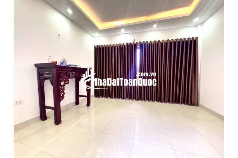 Bán nhà Hoa Hậu Yên Nghĩa Hà Đông mặt tiền lý tưởng 4.5m ngõ ô tô tránh 52m2 tiềm năng
 tăng giá từng ngày chủ thiện trí bán 4.38 Tỷ có thương lượng