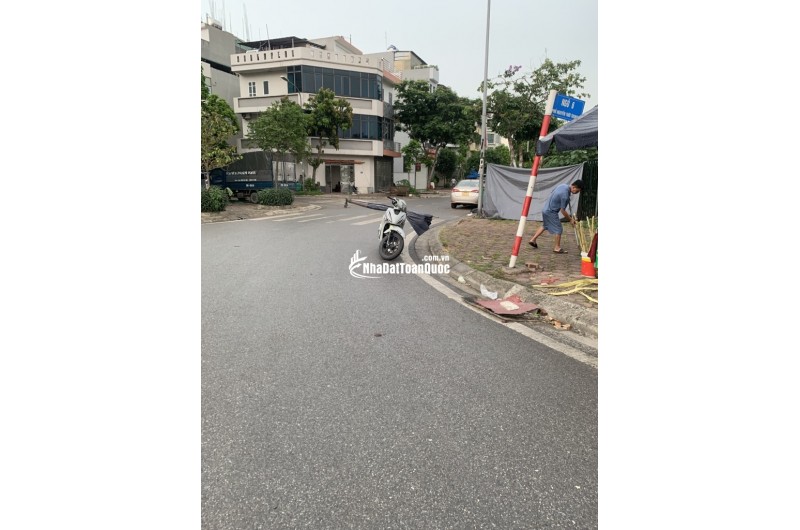 BÁN NHÀ THẠCH BÀN nhỉnh 16 tỷ 60m KHU PHÂN LÔ VỈA HÈ 2 MẶT THOÁNG,LONG BIÊN
