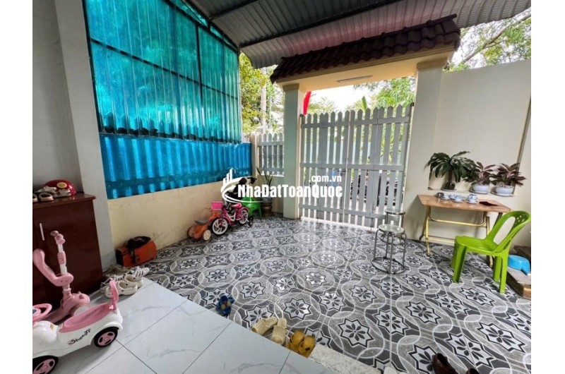 Bán nhà 130m², 2 tầng, 3PN, 2WC, Tân Phú, Thủ Đức - 4.4 tỷ
