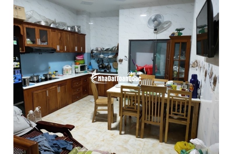 Bán nhà 4 tầng, 56m², 4PN, 5WC, 8.9 tỷ, Q.9, Đỗ Xuân Hợp