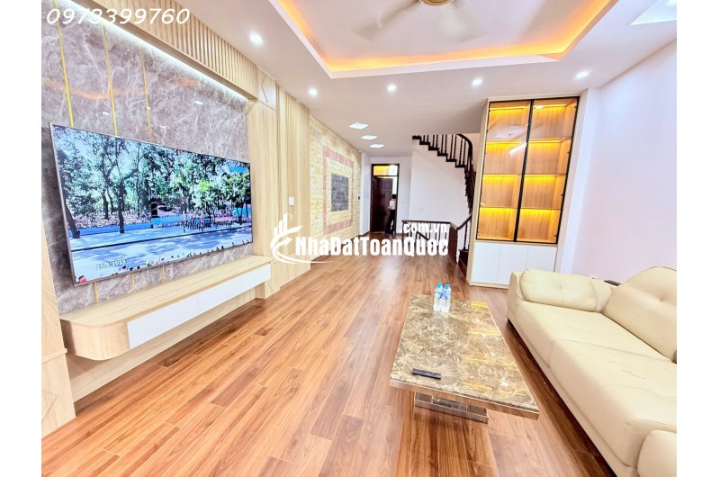 NHÀ VIP TRUNG TÂM HOÀI ĐỨC – 3 MẶT THOÁNG - Ô TÔ 7 CHỖ VÀO NHÀ