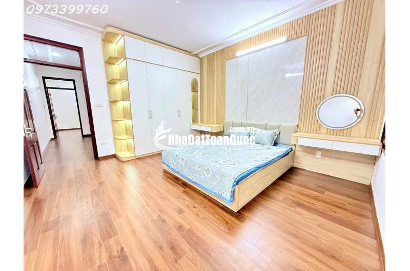 NHÀ VIP TRUNG TÂM HOÀI ĐỨC – 3 MẶT THOÁNG - Ô TÔ 7 CHỖ VÀO NHÀ