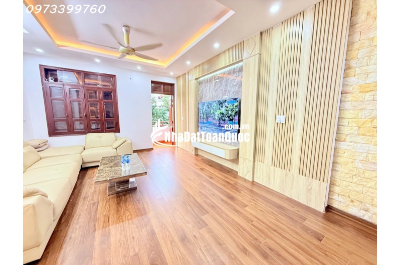NHÀ VIP TRUNG TÂM HOÀI ĐỨC – 3 MẶT THOÁNG - Ô TÔ 7 CHỖ VÀO NHÀ