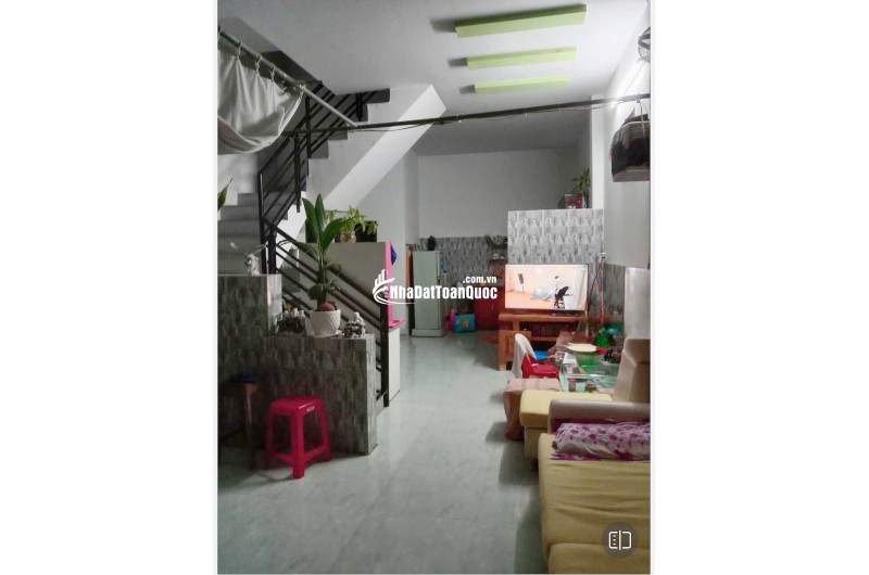 Bán nhà 3 tầng Tttp Biển Nha Trang tại hẻm Mai Xuân Thưởng , P. Vĩnh Hải ,Nha Trang , Khánh Hoà