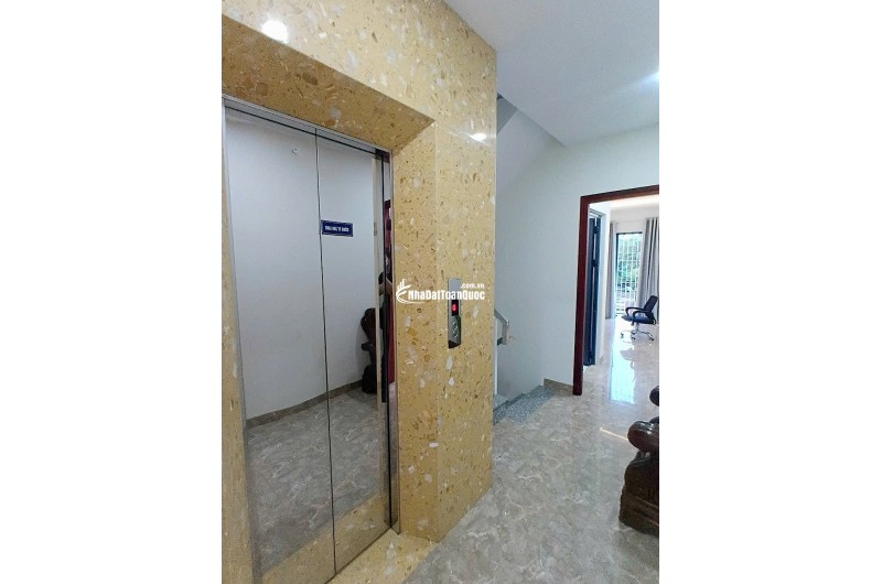 BÁN NHÀ MẶT TIỀN 3 TẦNG 1 TUM ĐƯỜNG SỐ 4 VCN PHƯỚC HẢI