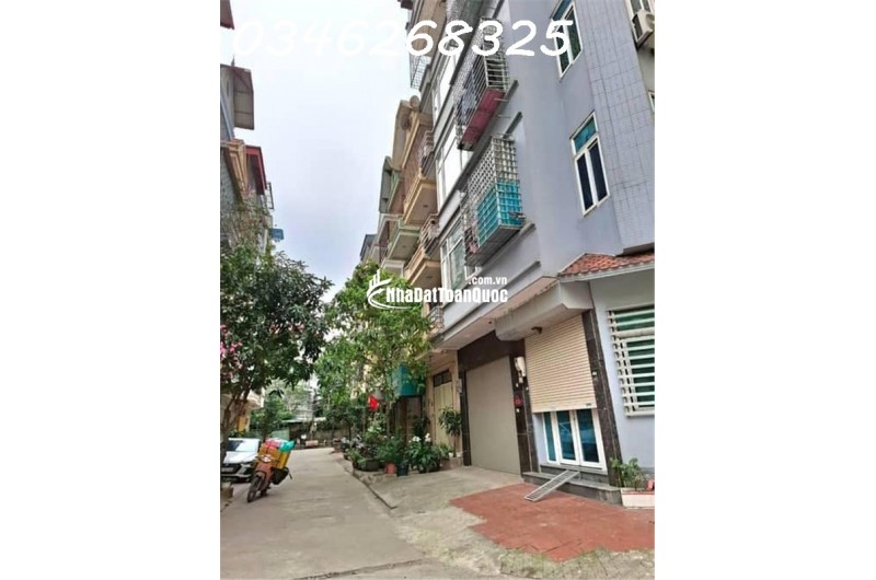 PHÂN LÔ - Ô TÔ TRÁNH - Ở SƯỚNG - VỈA HÈ - NHÀ ĐẸP KINH DOANH - CÁCH HỒ LINH ĐÀM CHỈ 30M