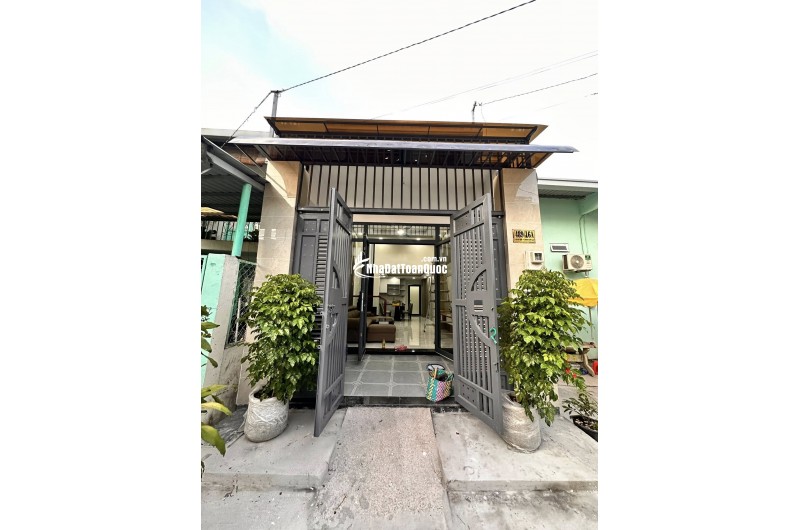 NHÀ ĐẸP 4X16M HẺM XE HƠI, HÀ HUY GIÁP GẦN GÒ VẤP, GIÁ SIÊU TỐT!