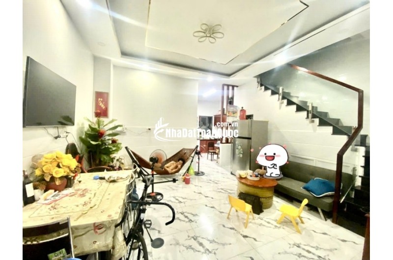 Bán nhà 74m2, 4PN, 3WC, Nguyễn Duy Trinh, Q.2, 6.15 tỷ, sổ hồng