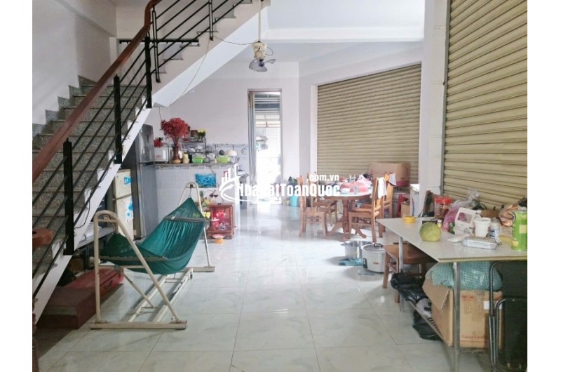 Bán nhà 3 tầng, 140m², 6.55  tỷ, Q.9, Long Thạnh Mỹ