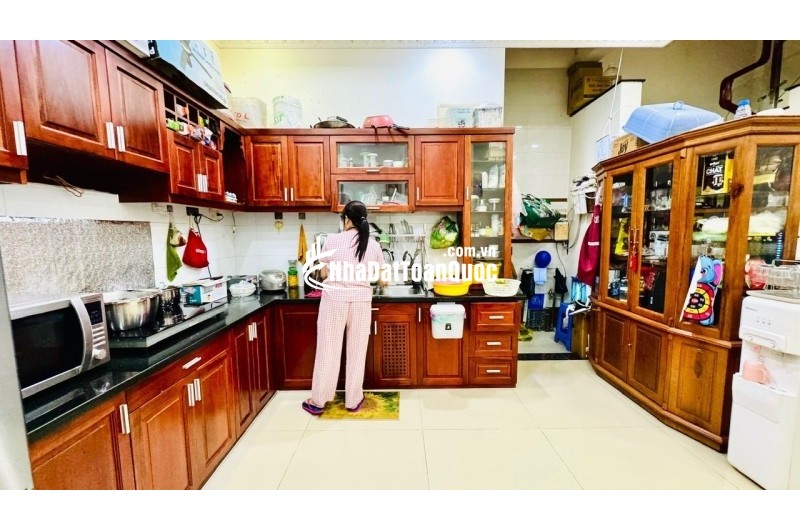 Bán nhà mặt phố Hiệp Bình Chánh, Thủ Đức, 75m², 4 tầng, 10.35  tỷ