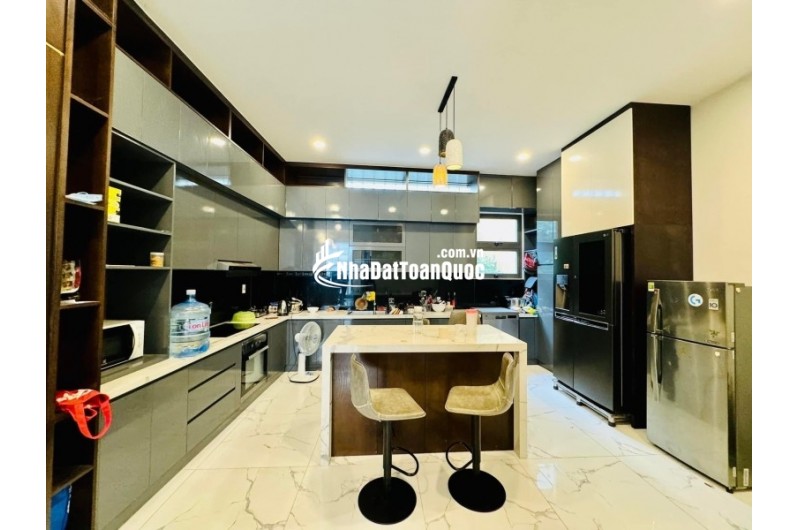 Bán nhà 80m2, 6 tầng, 5PN, 6WC, Lê Quang Định, P.11, Bình Thạnh, 11.35 tỷ