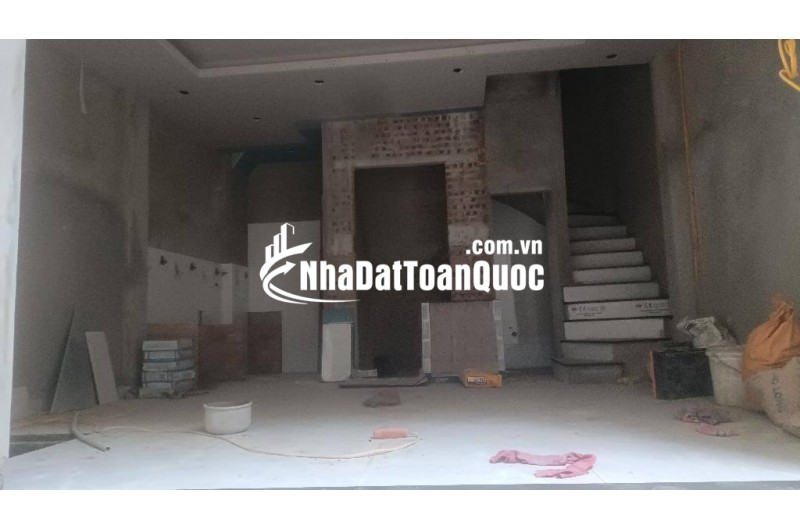 NHÀ LĨNH NAM MỚI TIN- THANG MÁY NHẬP- MT RỘNG-5 TẦNG -7.19 TỶ 