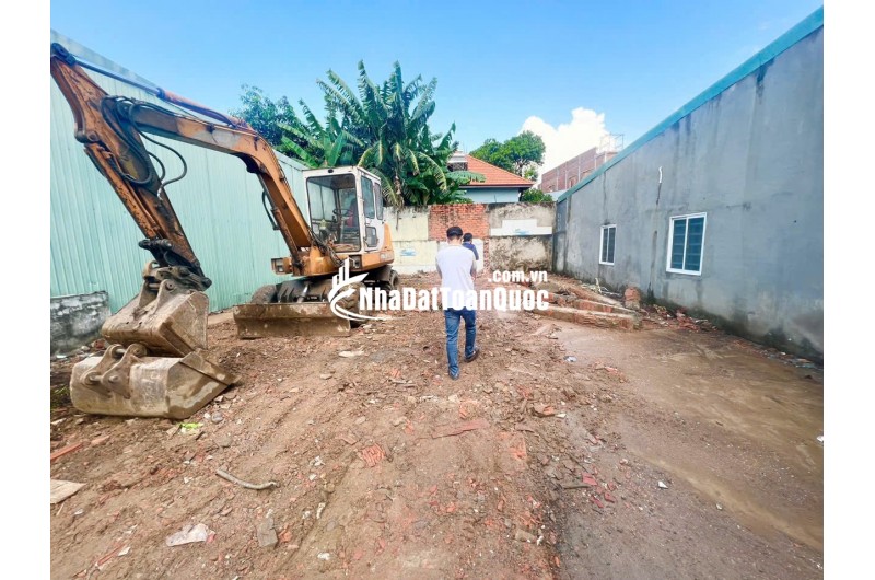 BÁN ĐẤT KP4 P.LONG BÌNH TP.BIÊN HOÀ (5,5M X 13M) SẴN SHR, CHỈ 2.25 TỶ. LH:0868391379.