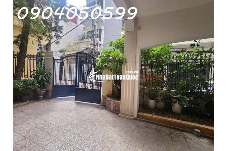 BIỆT THỰ SIÊU VIP - LÔ GÓC 3 MẶT THOÁNG - GARA Ô TÔ ĐỖ CỬA - 40M RA PHỐ - SỔ ĐẸP