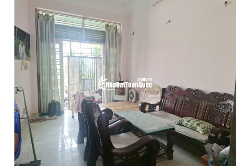 Bán nhà 3 tầng, 140m², 6.55  tỷ, Q.9, Long Thạnh Mỹ