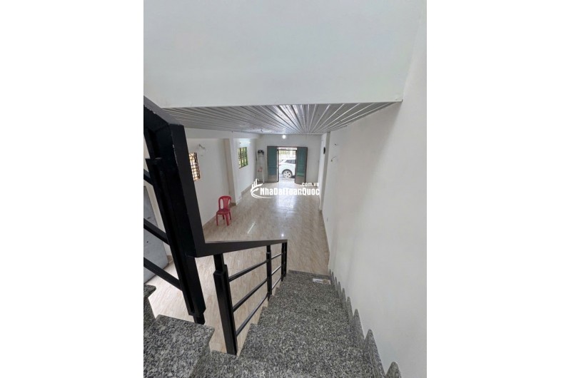 Bán nhà mặt phố Linh Trung, Thủ Đức, 52m², 3.95  tỷ, sổ hồng