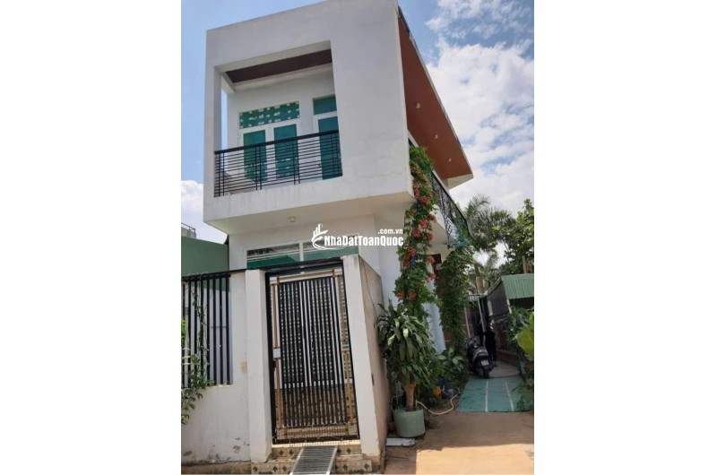 Bán nhà 3 tầng, 140m², 6.55  tỷ, Q.9, Long Thạnh Mỹ