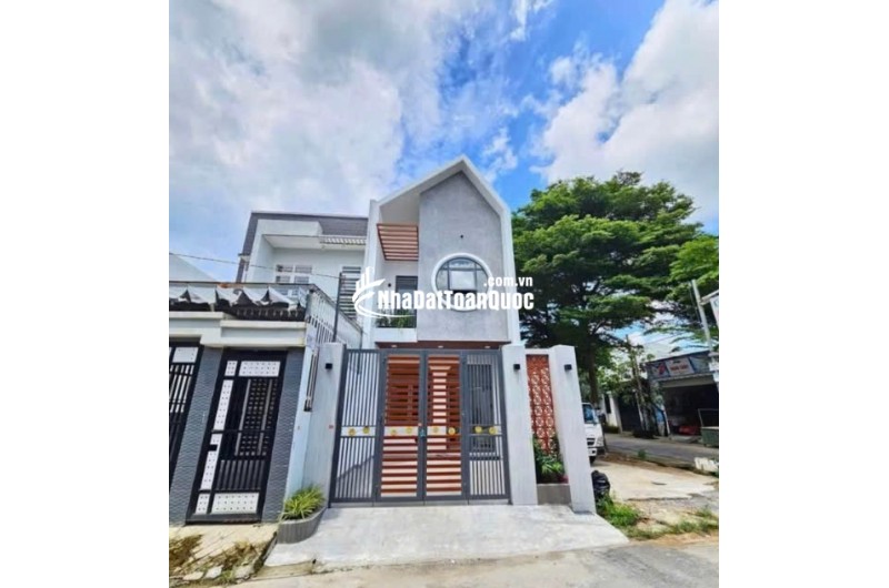 BÁN NHÀ PHỐ MT PHẠM VĂN HAI, BÌNH CHÁNH – SHR GIÁ CHỈ 2 TỶ 8