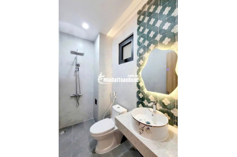 BÁN NHÀ PHỐ MT PHẠM VĂN HAI, BÌNH CHÁNH – SHR GIÁ CHỈ 2 TỶ 8
