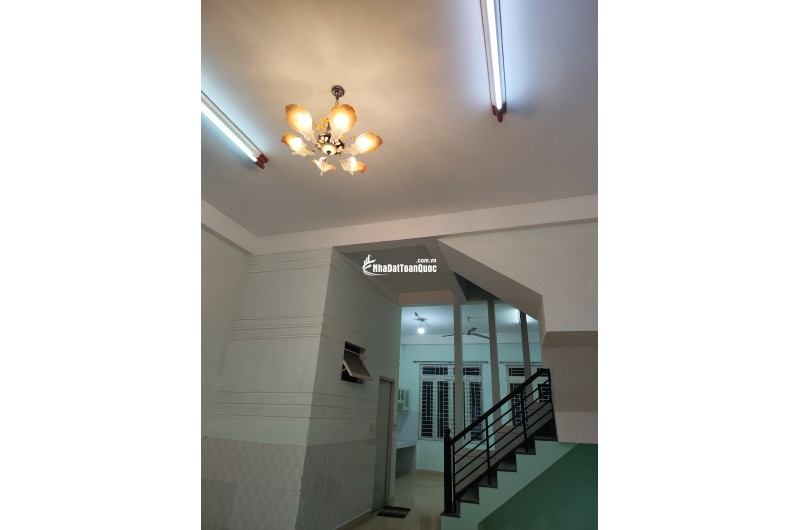 Cho thuê lâu dài nhà 1 trệt 1 lầu, DT175m2 tại số 3 đường B3, phường Vĩnh Hoà, Nha Trang