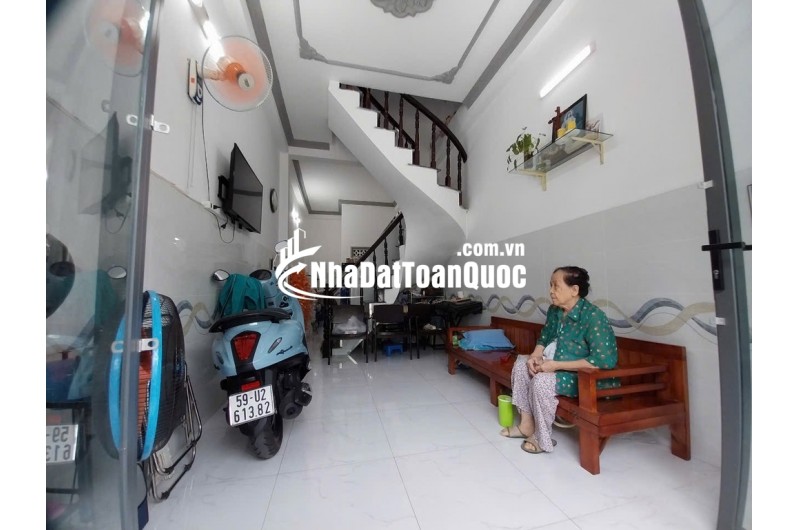 NHÀ ĐẸP 2 TẦNG – MẶT TIỀN HẺM Ô TÔ - 3.65 TỶ - 21M2