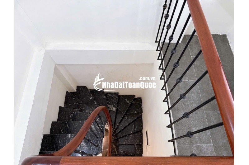 Bán Nhà Trương Định Hoàng Mai , 37m2 5T 4m mặt tiền giá 6,35 tỷ