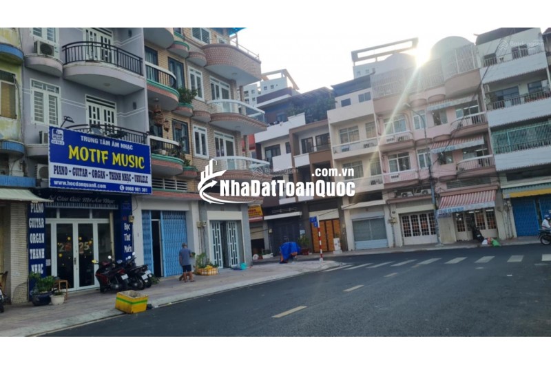 Mặt bằng KD sầm uất nhất khu vực Q. 8, 5 tầng (HC đủ) - 2 MT Tạ Quang Bửu, giá chỉ 16 tỷ TL