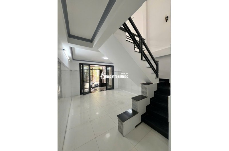 Bán nhà 56m2, 2PN, 2WC, Hiệp Bình Chánh, Thủ Đức, 4.75  tỷ