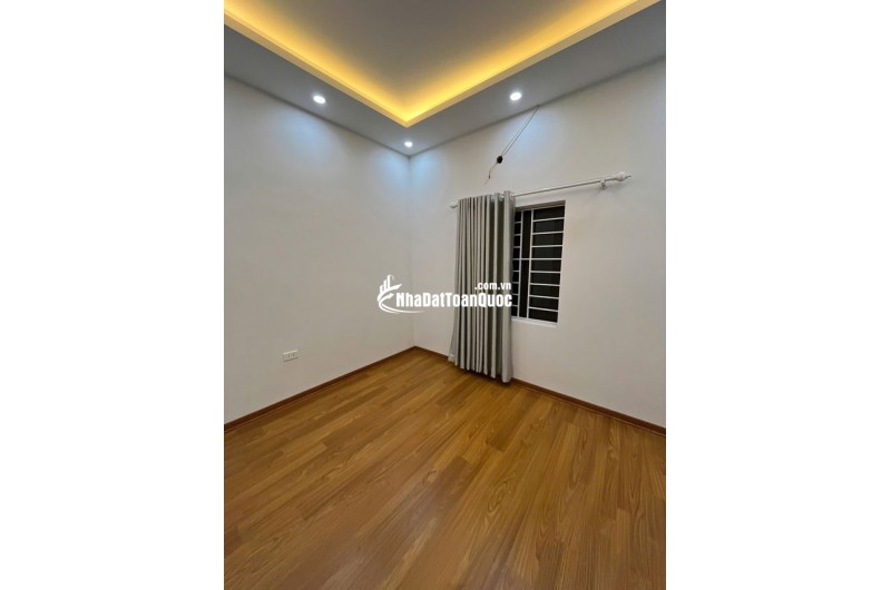Cực Hiếm Nhà Dân Xây Mới 4 Tầng Tây Hồ - Vài Bước Ra Ô TÔ