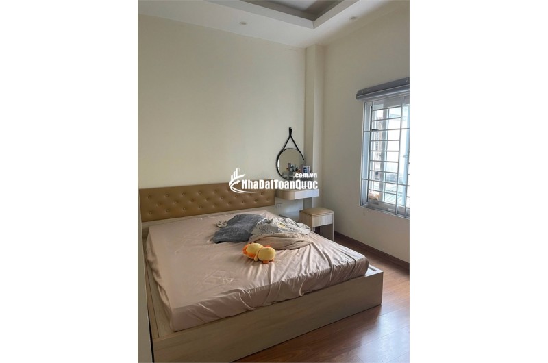 Bán Nhà 4 Tầng An Dương Vương – Tây Hồ – 42m², MT 4.2m – Ô Tô Đỗ Cửa – Chỉ 8.7 Tỷ!