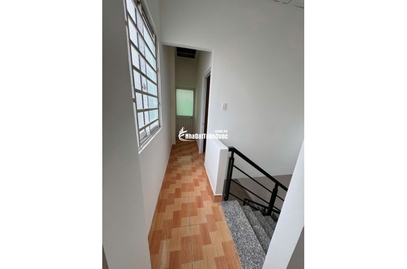 Bán nhà mặt phố Linh Trung, Thủ Đức, 52m², 3.95  tỷ, sổ hồng