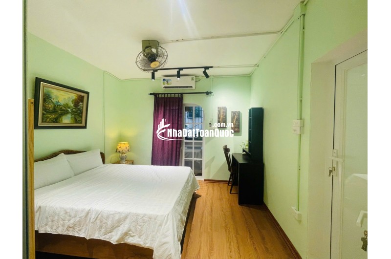 Nhà trung tâm Đống Đa kinh doanh dòng tiền 250tr/năm,cực đẹp,cực hiếm.