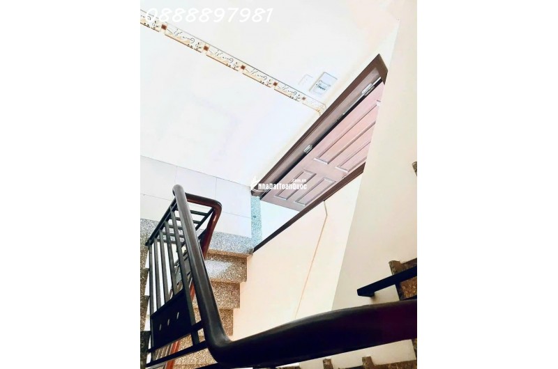 BÁN NHÀ 28M2, 3 TẦNG, 2PN, 2WC, NGÕ NGUYỄN THIỆN THUẬT, Q.3, 7.3 TỶ, SỔ HỒNG