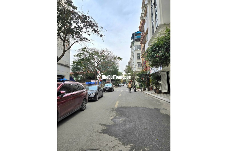 Phú thượng - Tây Hồ, Đất Cạnh Ciputra, Ô tô Qua Lại, 120 m2 , Mặt Tiền 6m,  18,8 tỷ. LH ; 0978818618